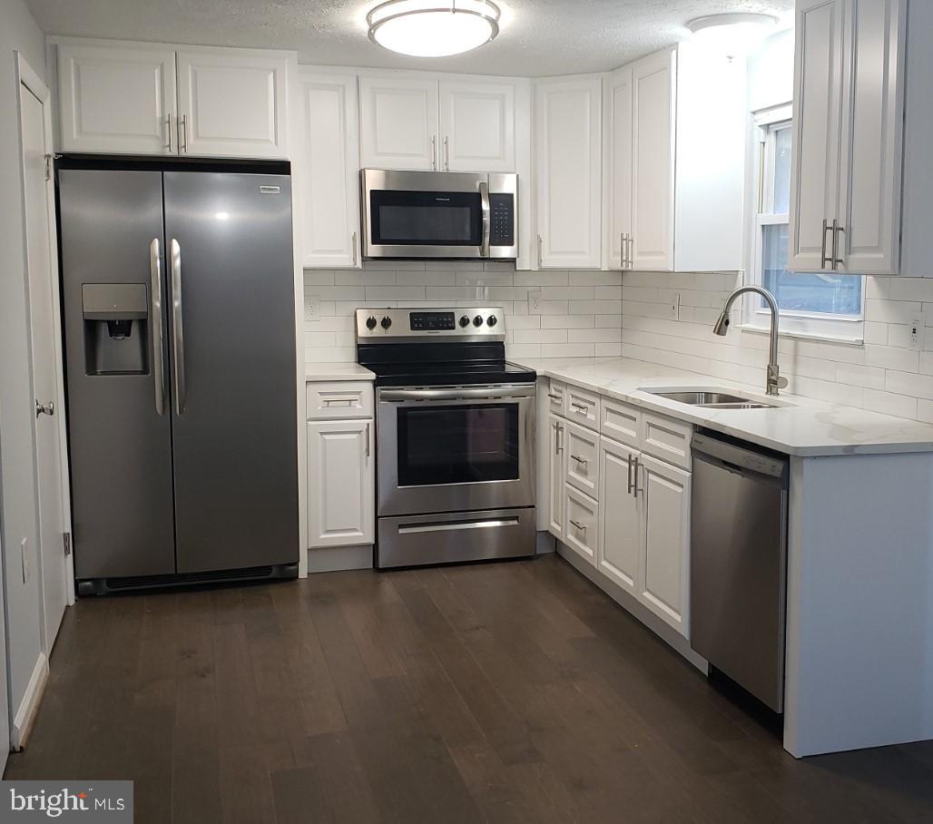 VILLAGE OF OWEN BROWN - Residential