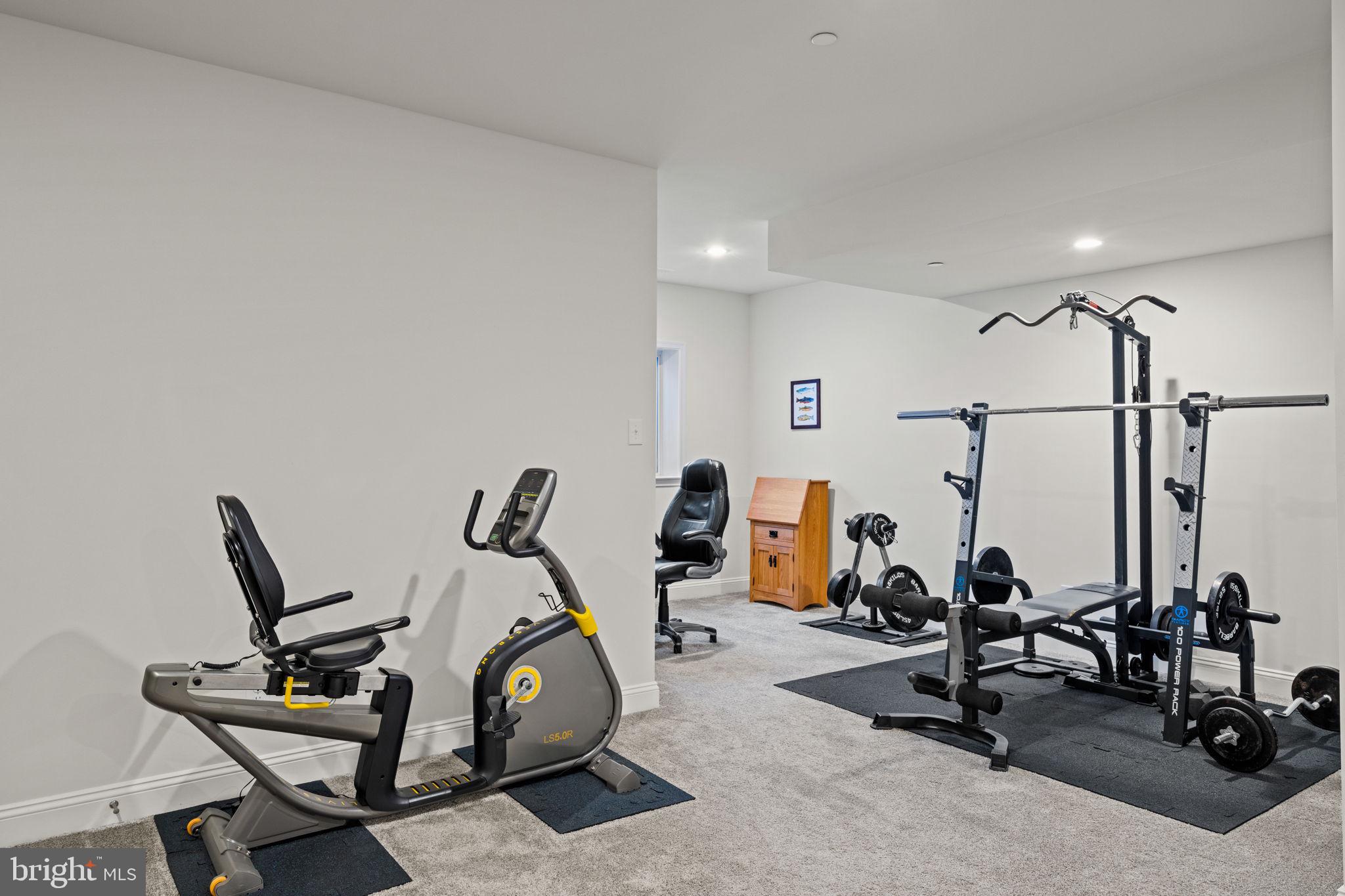 WILLISTOWN POINT - Residential