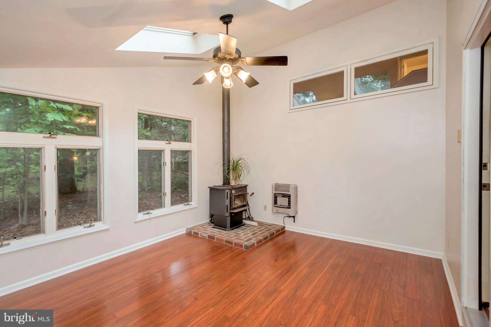 LAKE OF THE WOODS - Residential