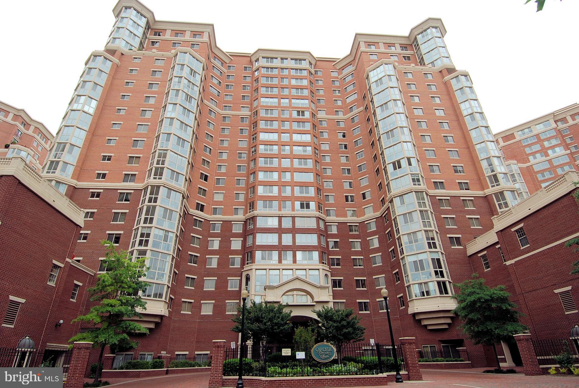 CARLYLE TOWERS CONDOMINIUM - Residential