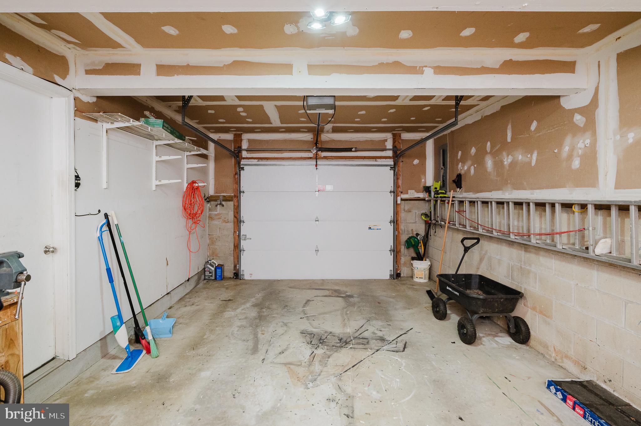 BRENTWOOD PARK - Residential