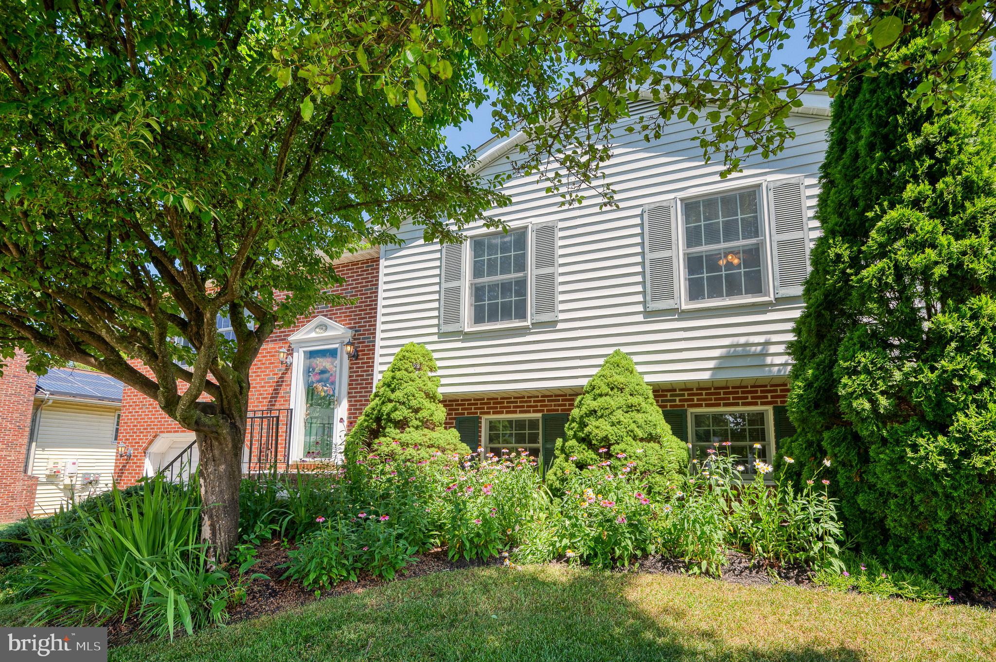 BRENTWOOD PARK - Residential