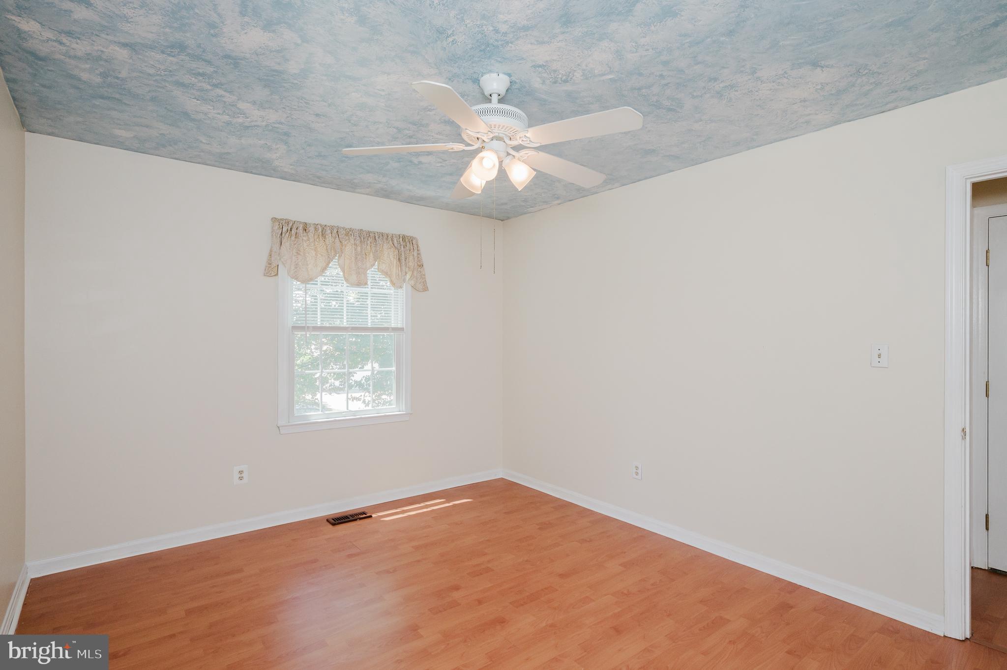 BRENTWOOD PARK - Residential