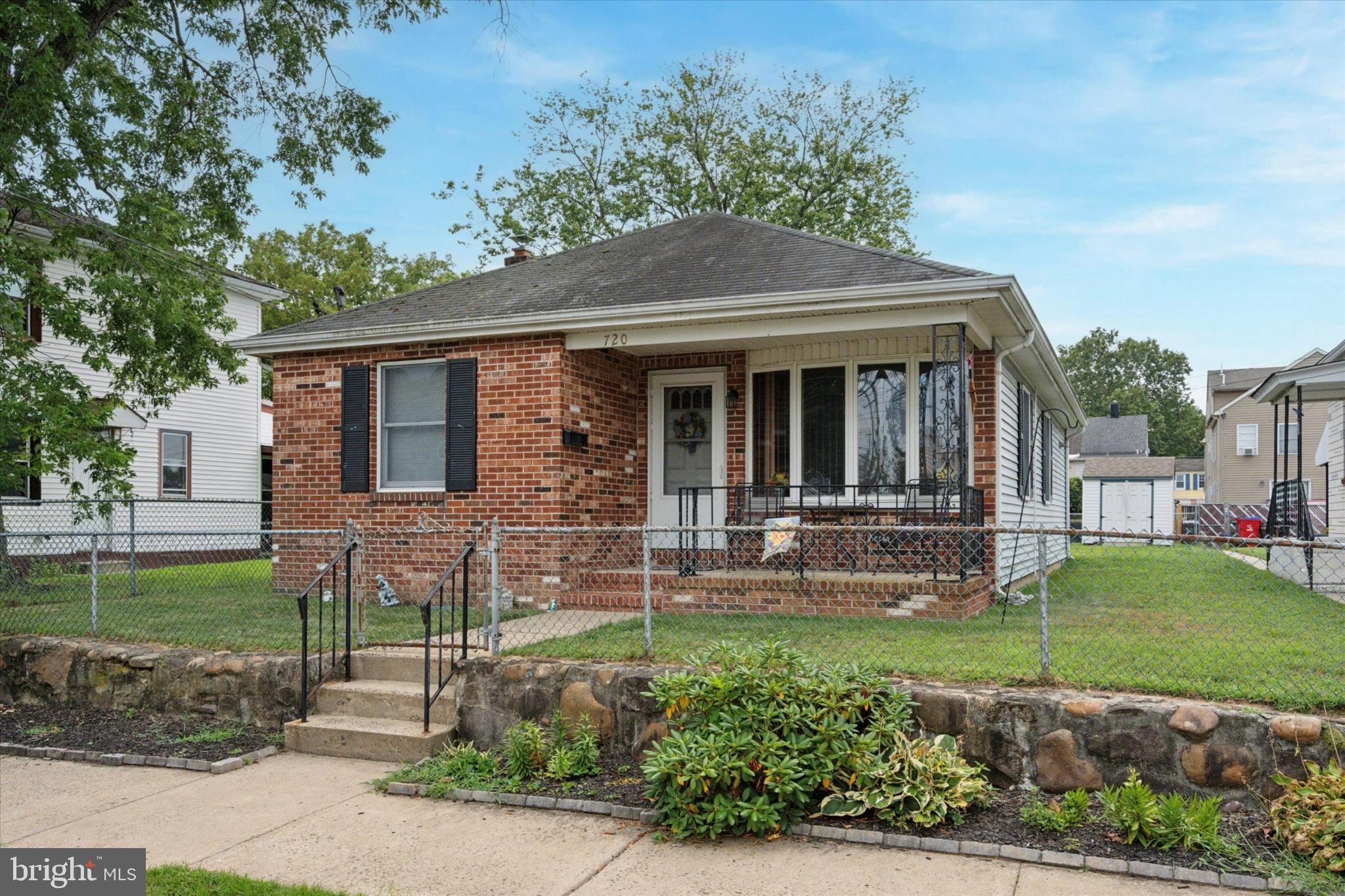 Welcome to this adorable 2-bedroom, 1-bath ranch-style home in the heart of Bristol Borough! Featuring a cozy, single-level layout, this home offers a bright living area, functional kitchen, and comfortable bedrooms. Enjoy the convenience of driveway parking out back and a private backyard perfect for relaxing or entertaining. Close to shops, dining, and easy commuter routes—this home blends small-town charm with everyday convenience.