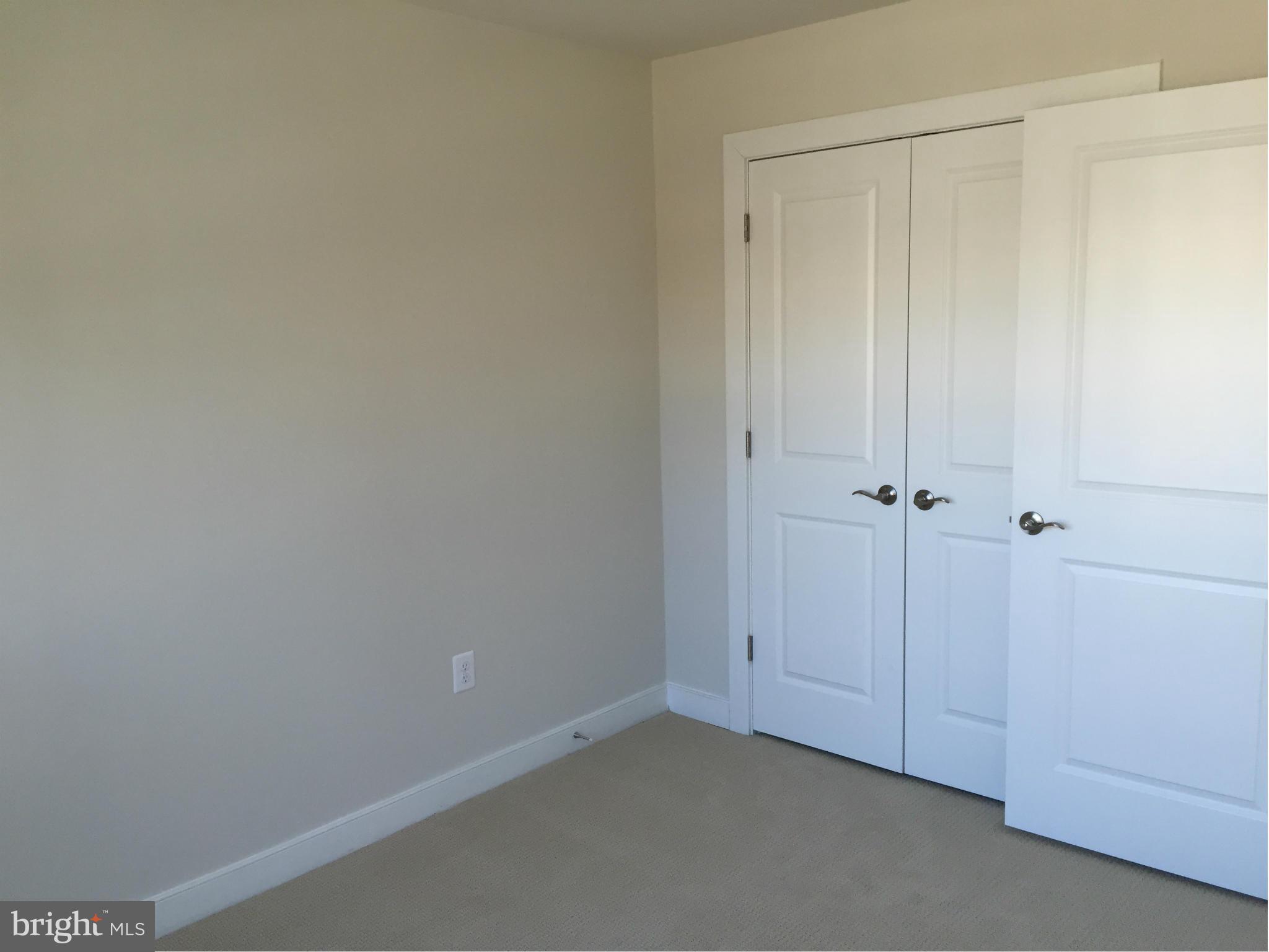 CROWN FARM - Residential Lease