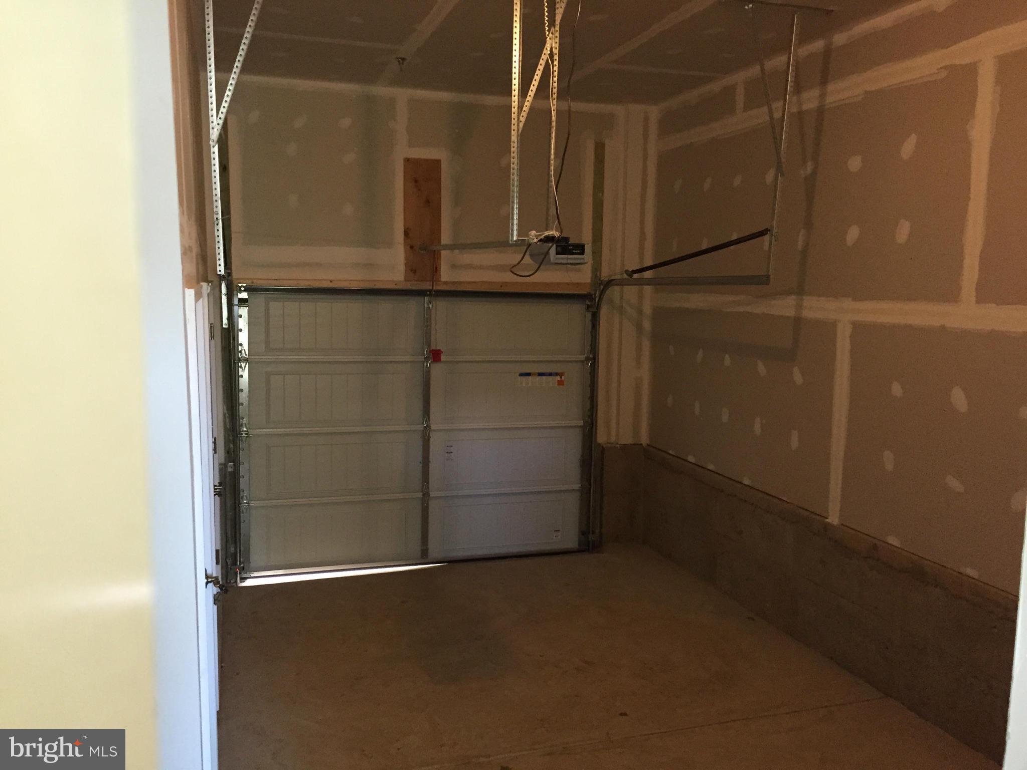 CROWN FARM - Residential Lease