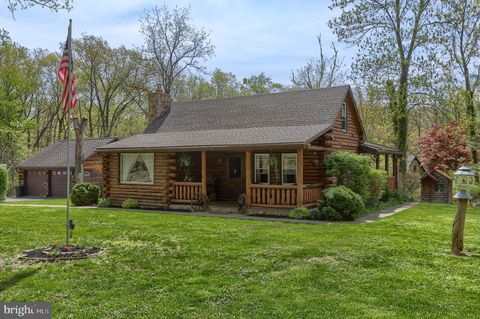 568 CAMP STRAUSE ROAD FREDERICKSBURG PA 17026