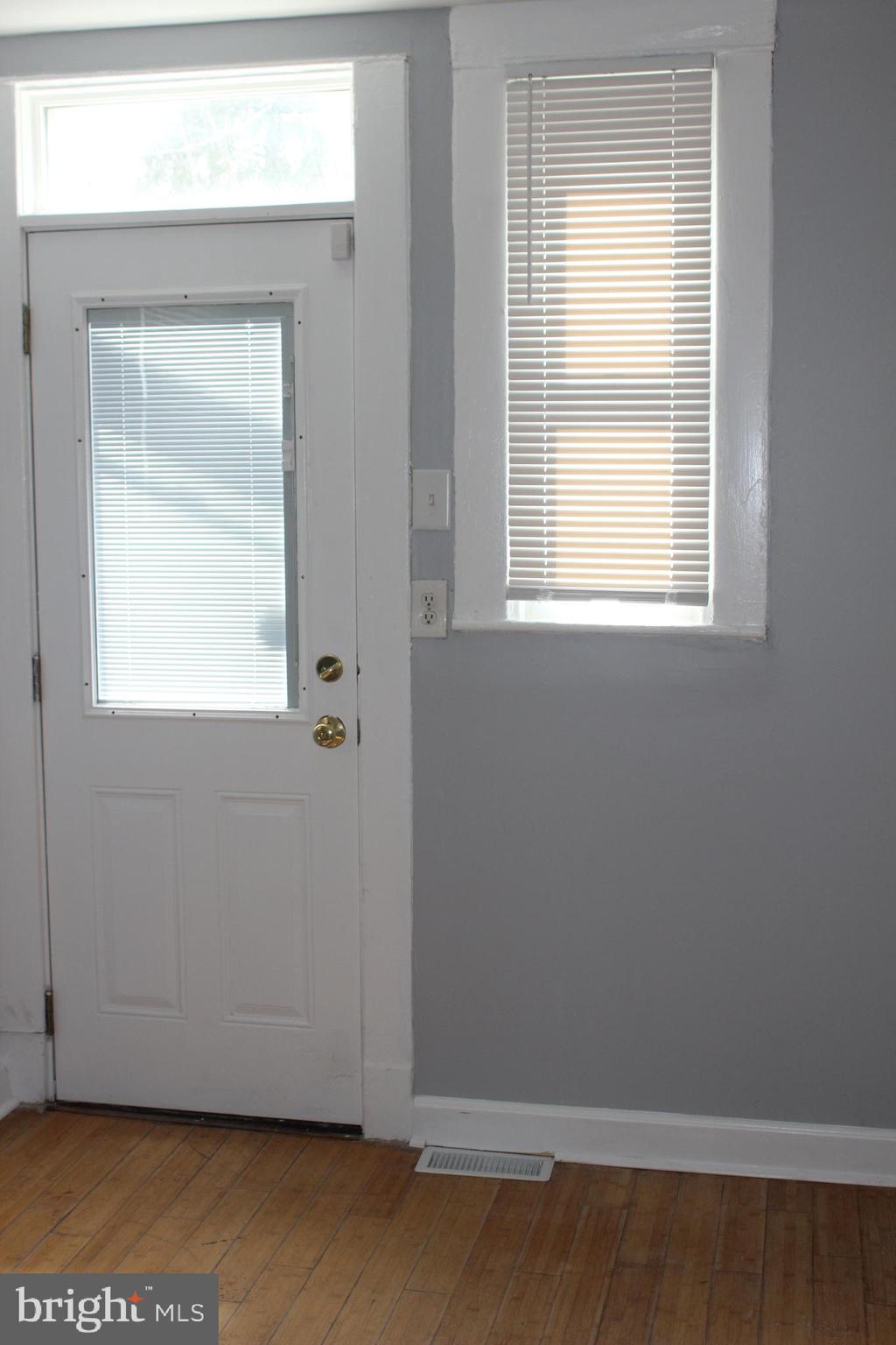 EDMONDSON VILLAGE - Residential Lease