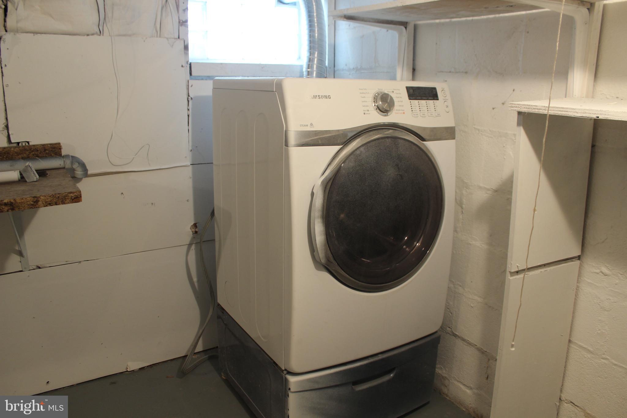 EDMONDSON VILLAGE - Residential Lease