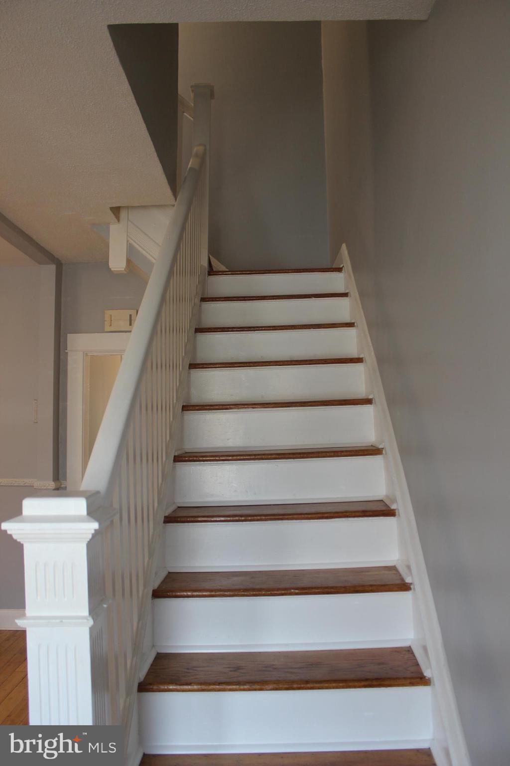 EDMONDSON VILLAGE - Residential Lease