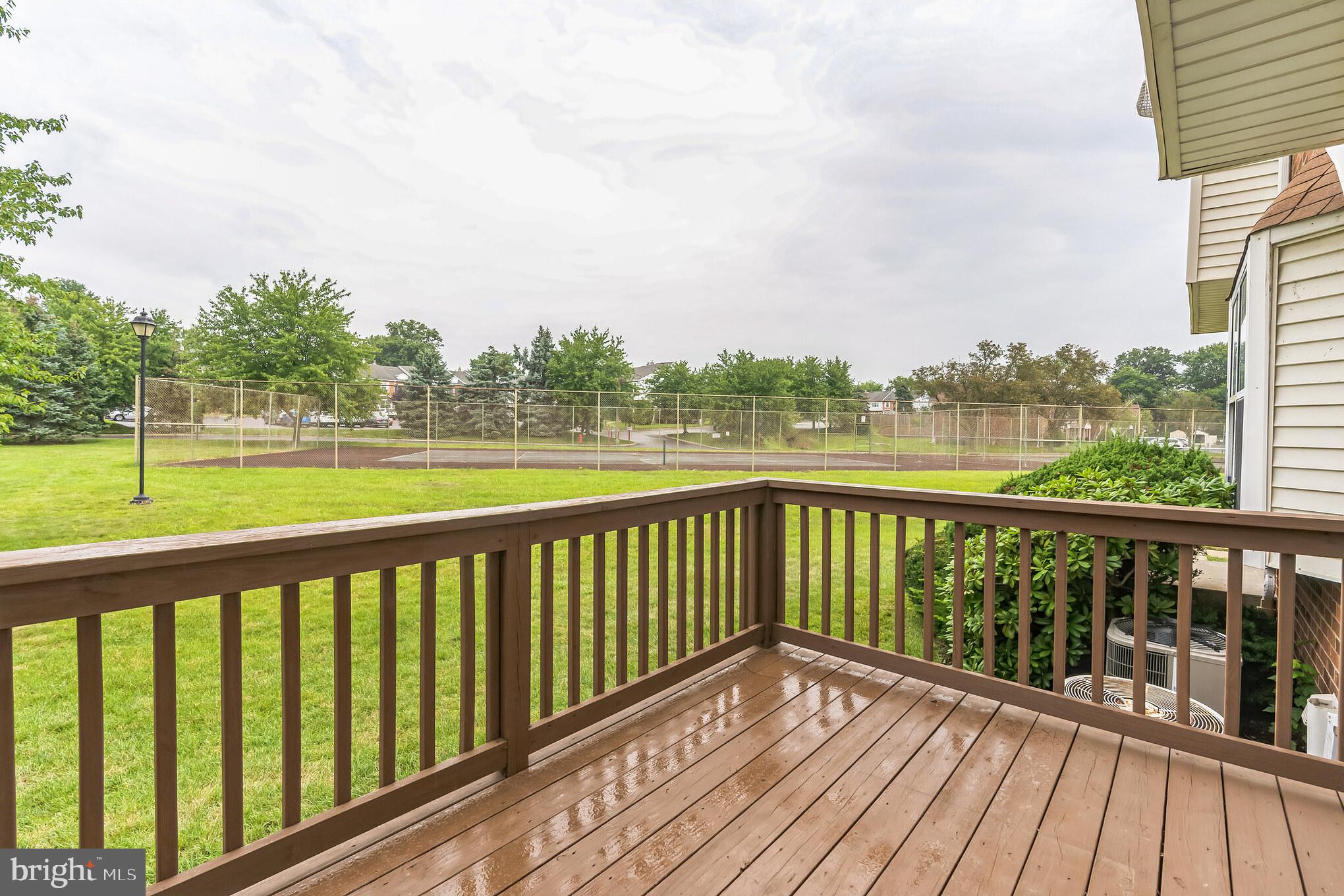 NORTHRIDGE ESTATES - Residential