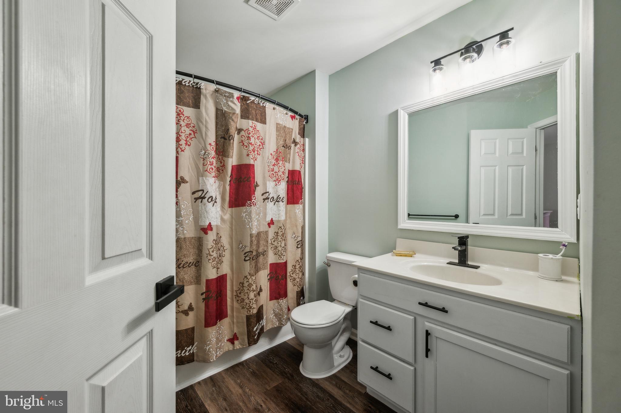 WOODCREST HILLS - Residential