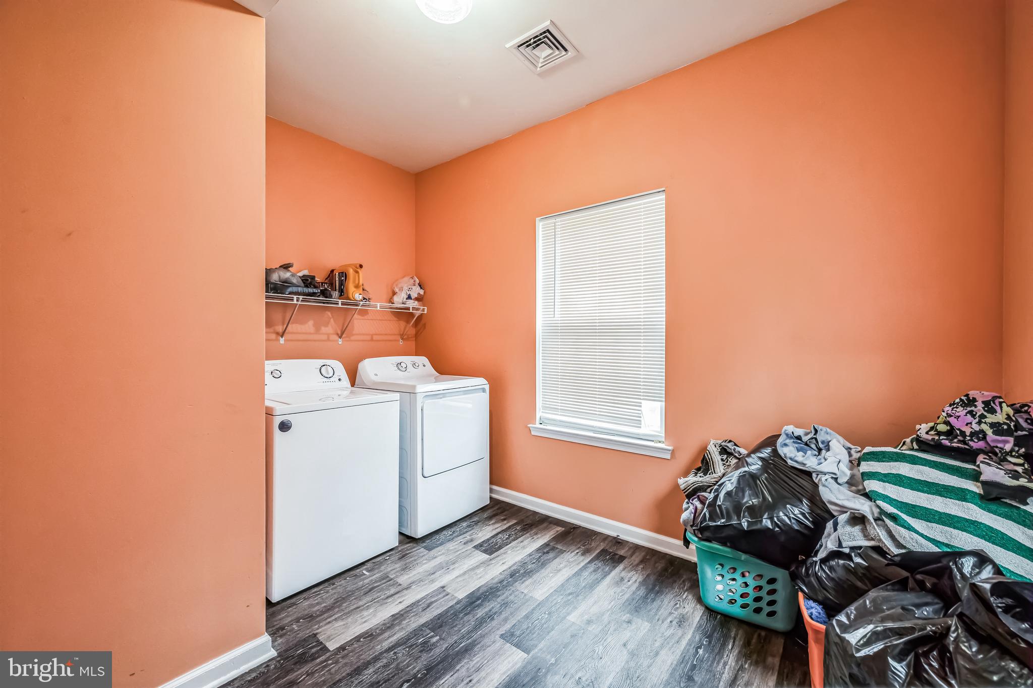 WOODCREST HILLS - Residential