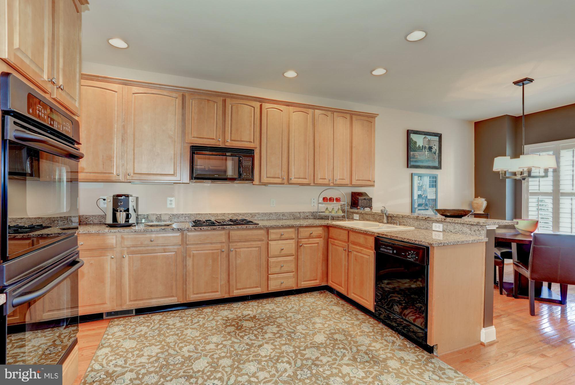 SOUTH RIDING - Residential