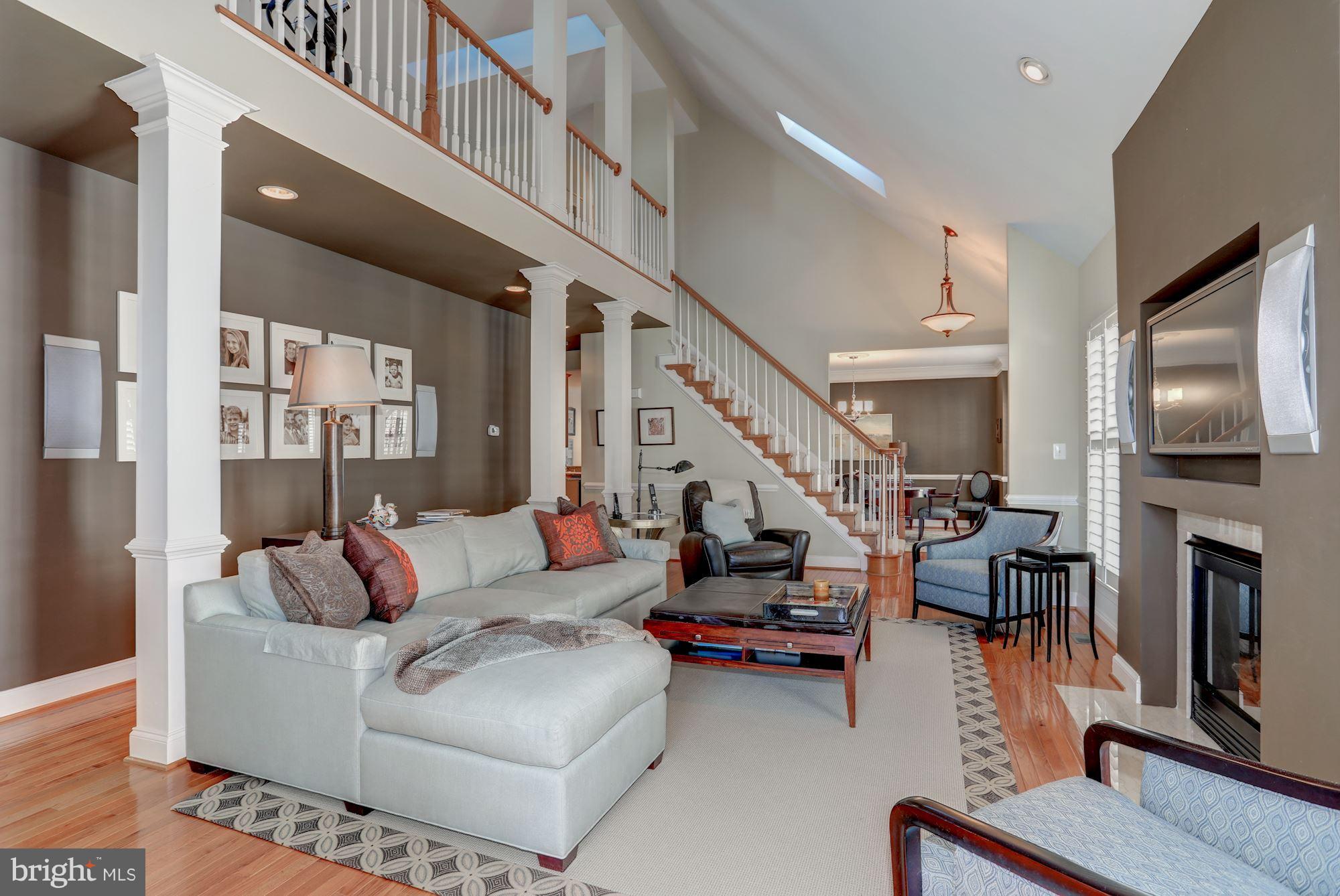 SOUTH RIDING - Residential