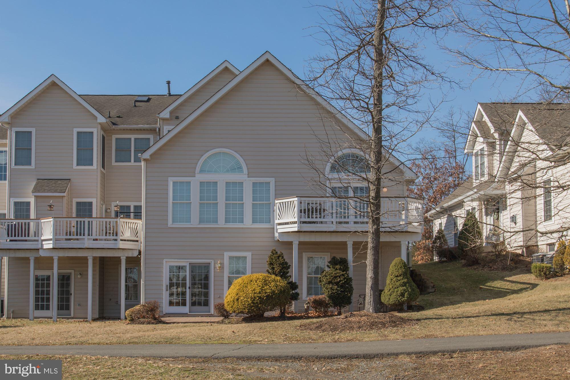 SOUTH RIDING - Residential