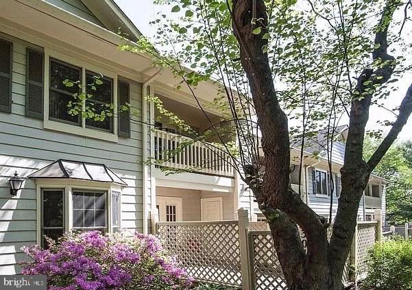 Beautifully remodeled unit-new vinyl flooring, new paint, new exhaust fan and many more! Ground floor unit, no stairs, with private patio, surrounded by wooden fence for your privacy! Spacious living and dining rooms with built-in and wood burning fireplace. Walk in closet! Very convenient location right off I-270 and schools and shopping!