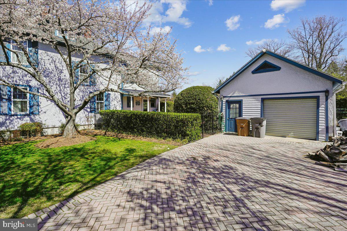 PT ROCKVILLE TWN RES 1 - Residential