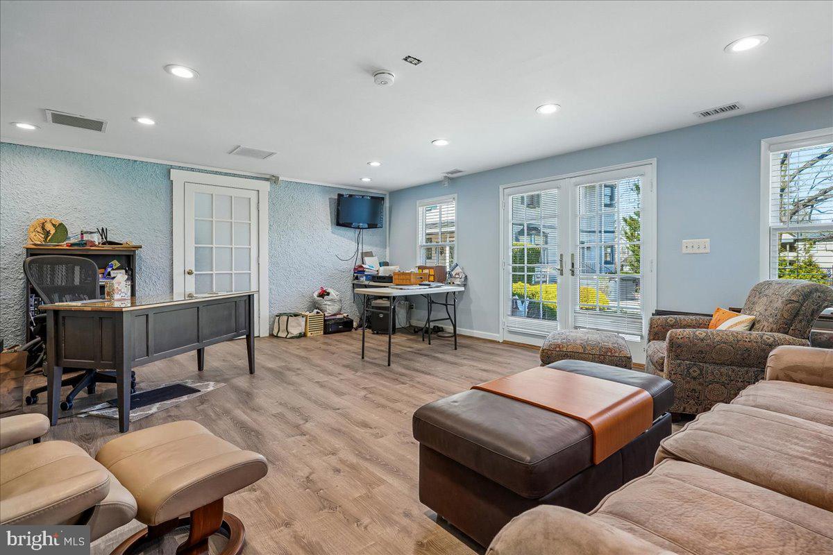 PT ROCKVILLE TWN RES 1 - Residential