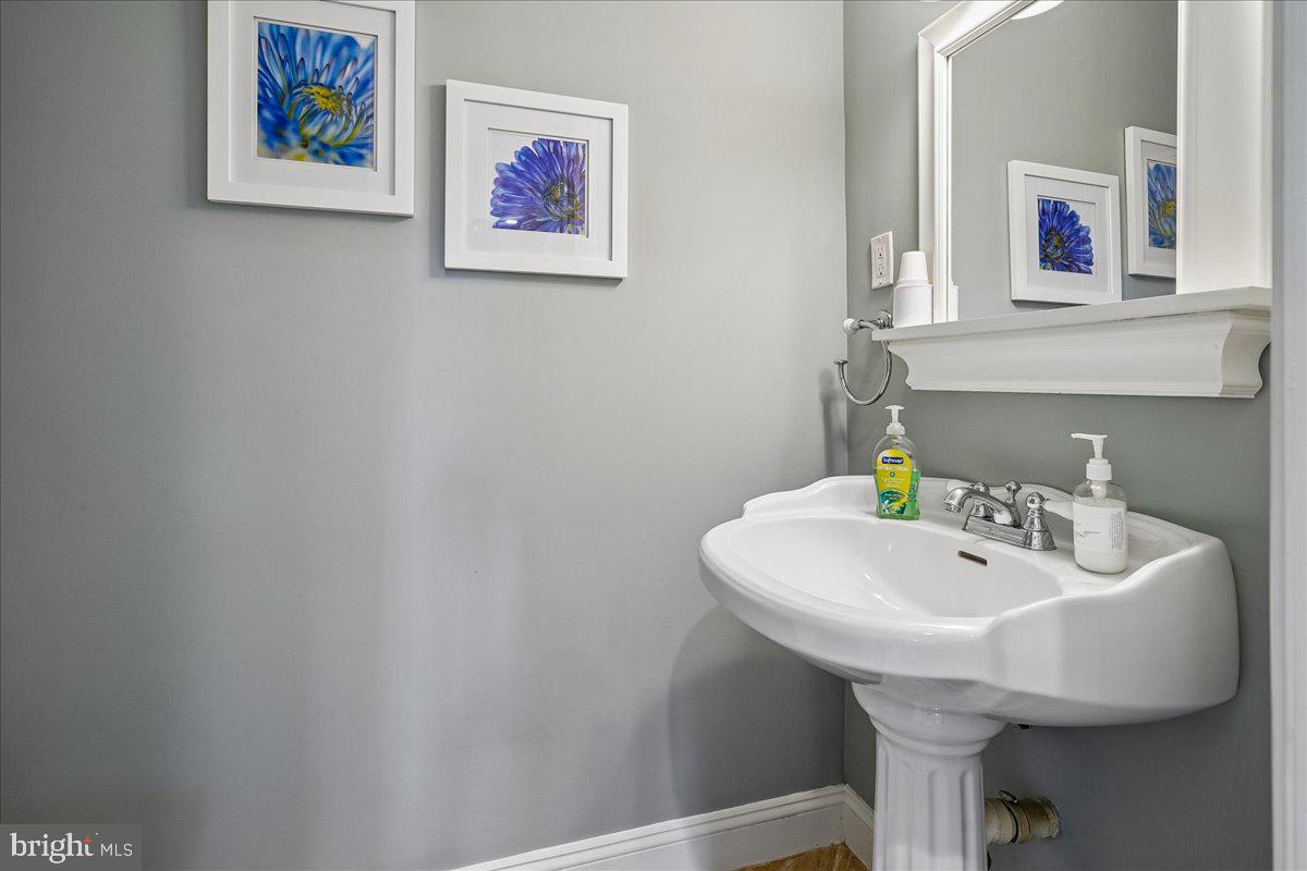 PT ROCKVILLE TWN RES 1 - Residential