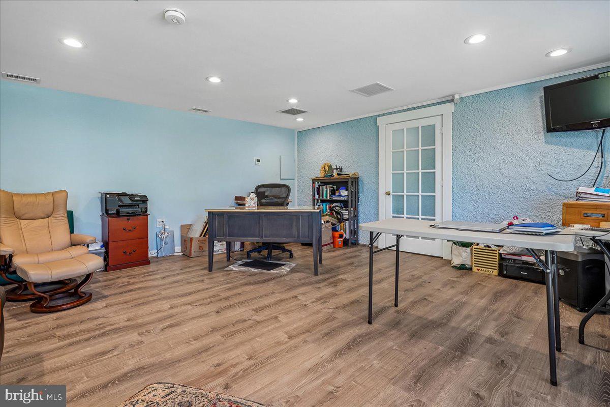 PT ROCKVILLE TWN RES 1 - Residential