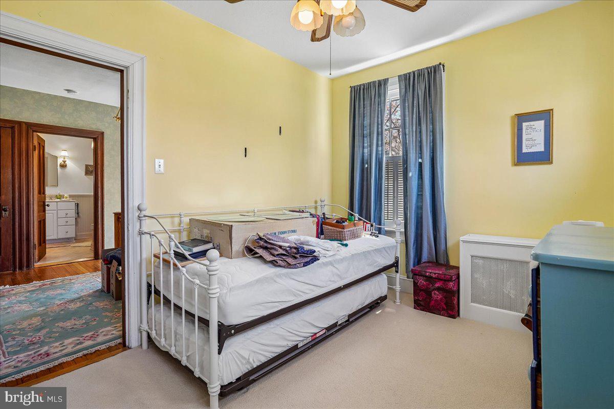 PT ROCKVILLE TWN RES 1 - Residential