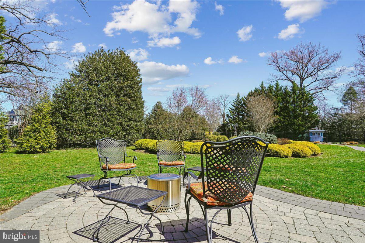 PT ROCKVILLE TWN RES 1 - Residential