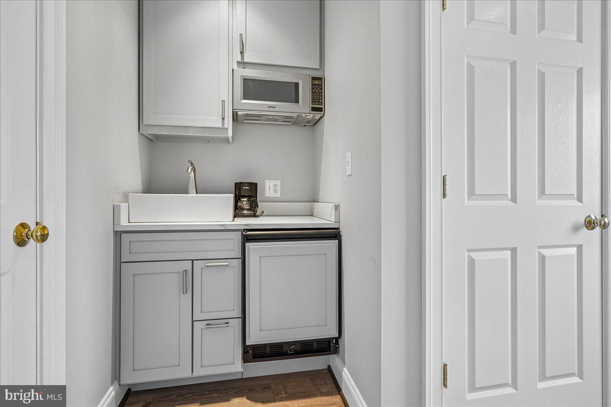 PT ROCKVILLE TWN RES 1 - Residential