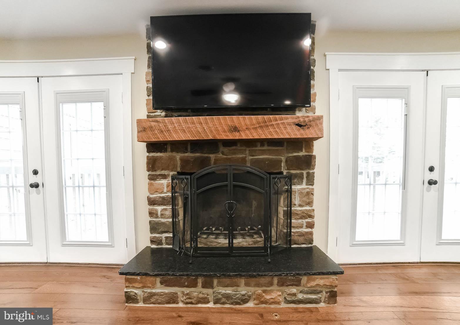 TALL TIMBERS - Residential