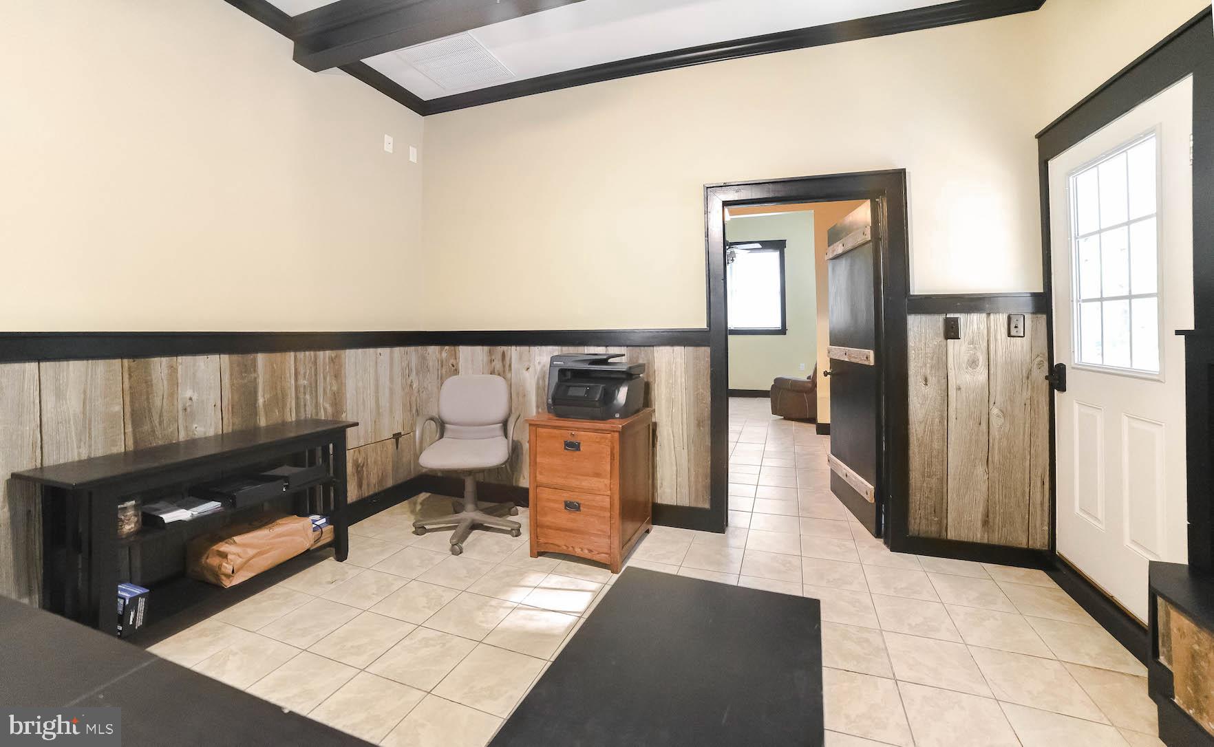 TALL TIMBERS - Residential