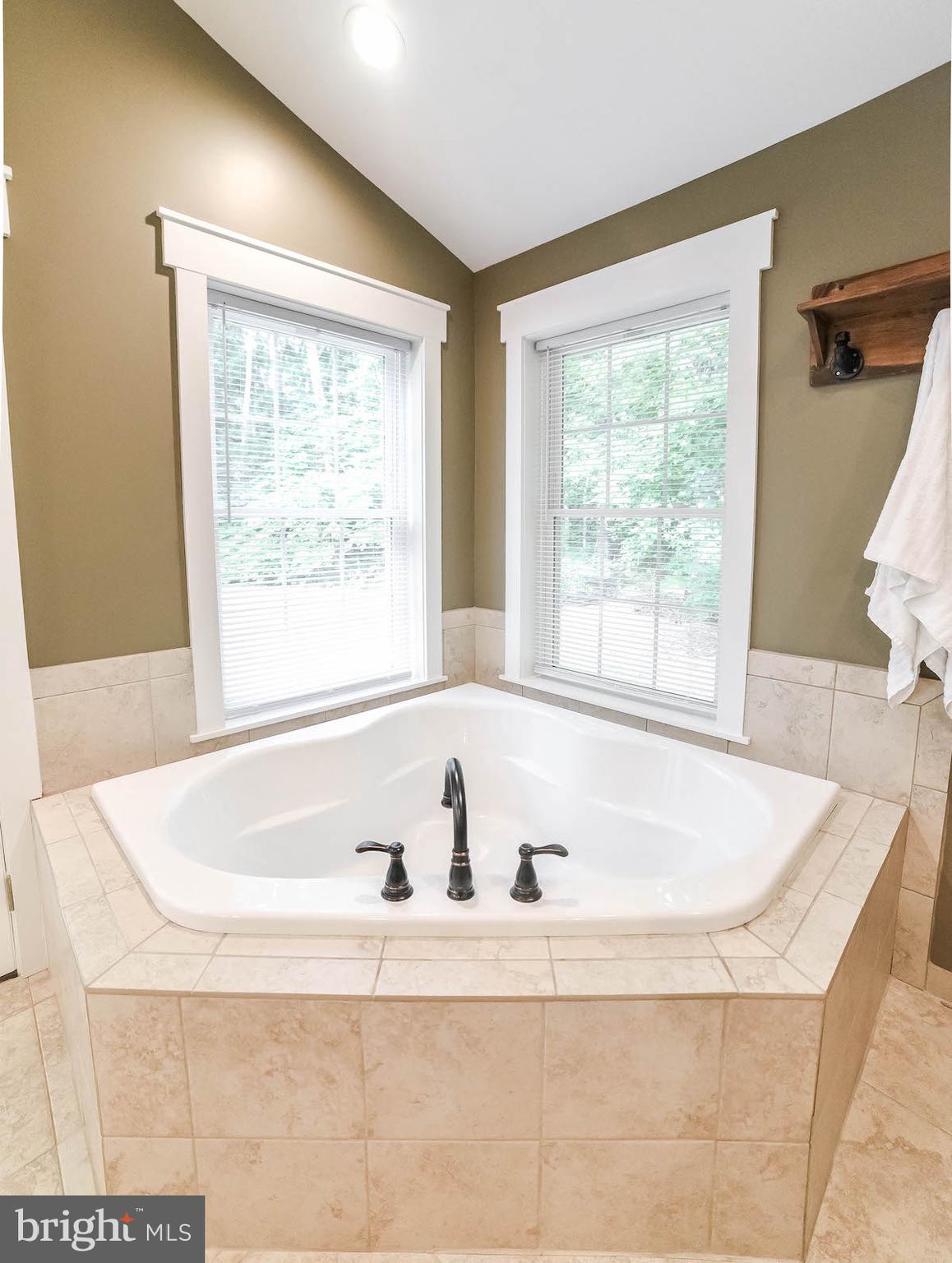 TALL TIMBERS - Residential