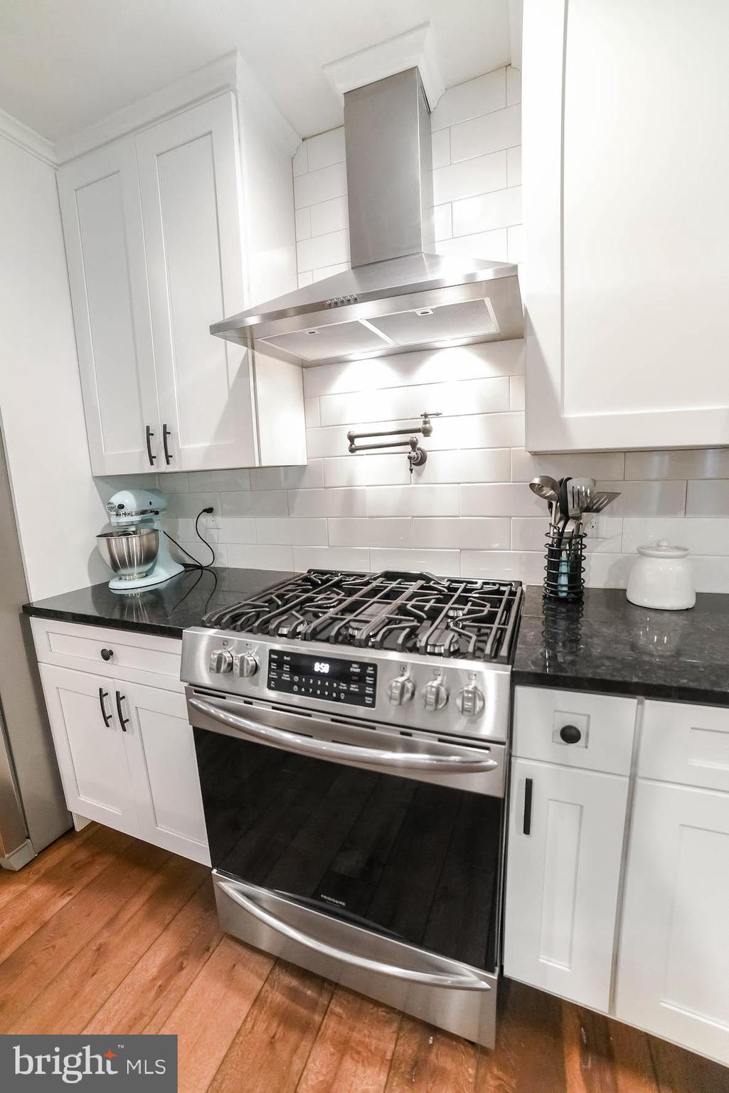 TALL TIMBERS - Residential