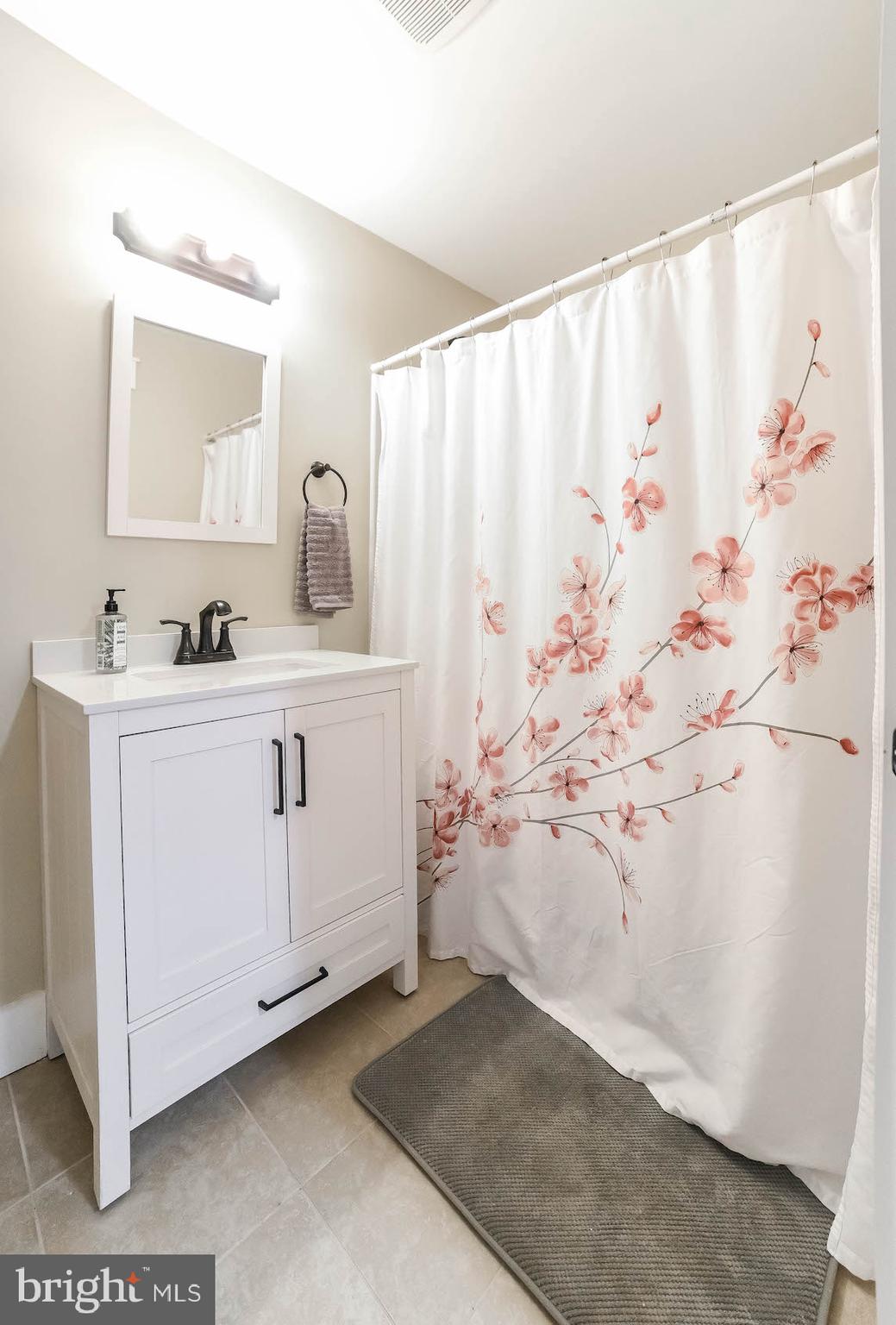 TALL TIMBERS - Residential