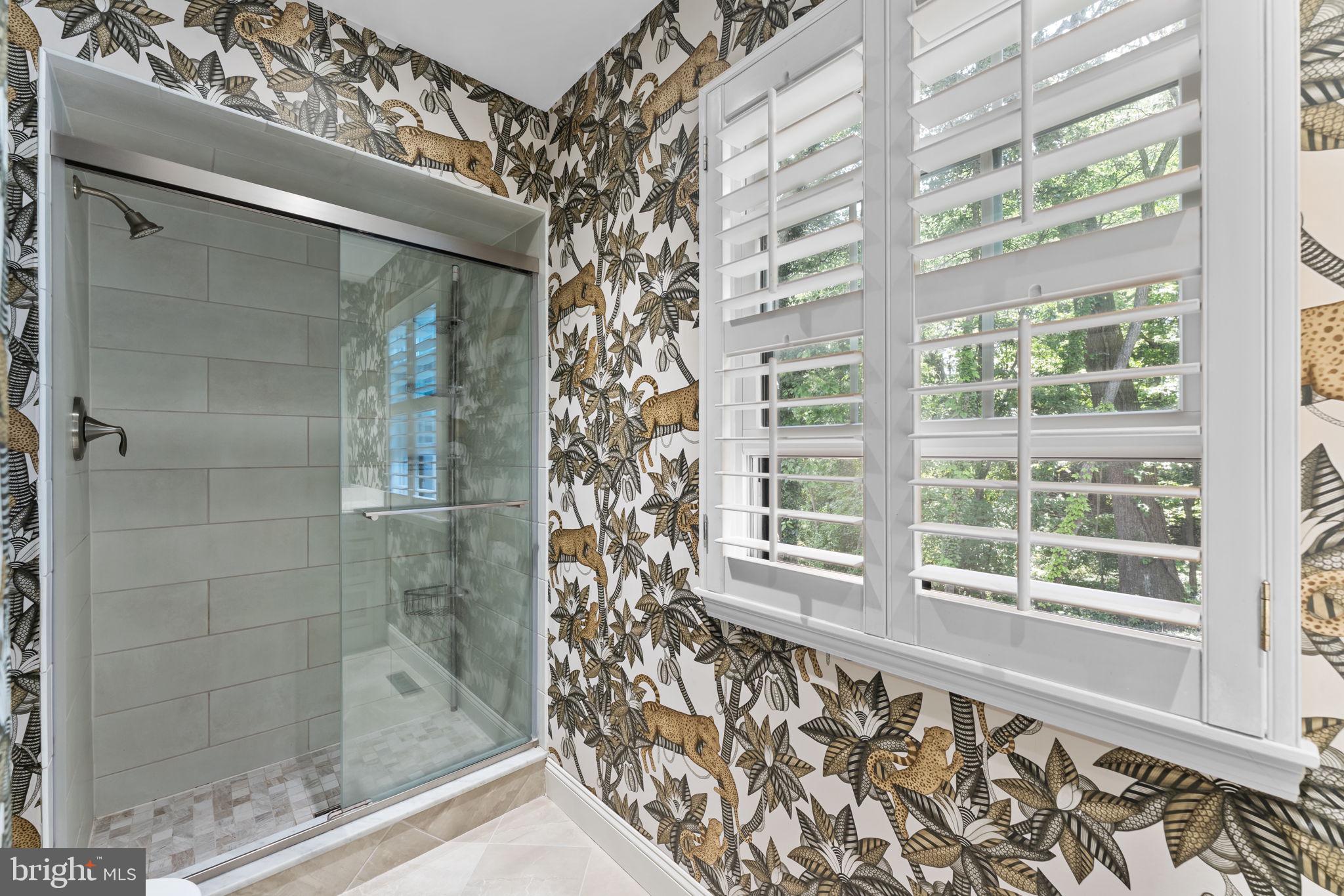 WEATHERSTONE - Residential