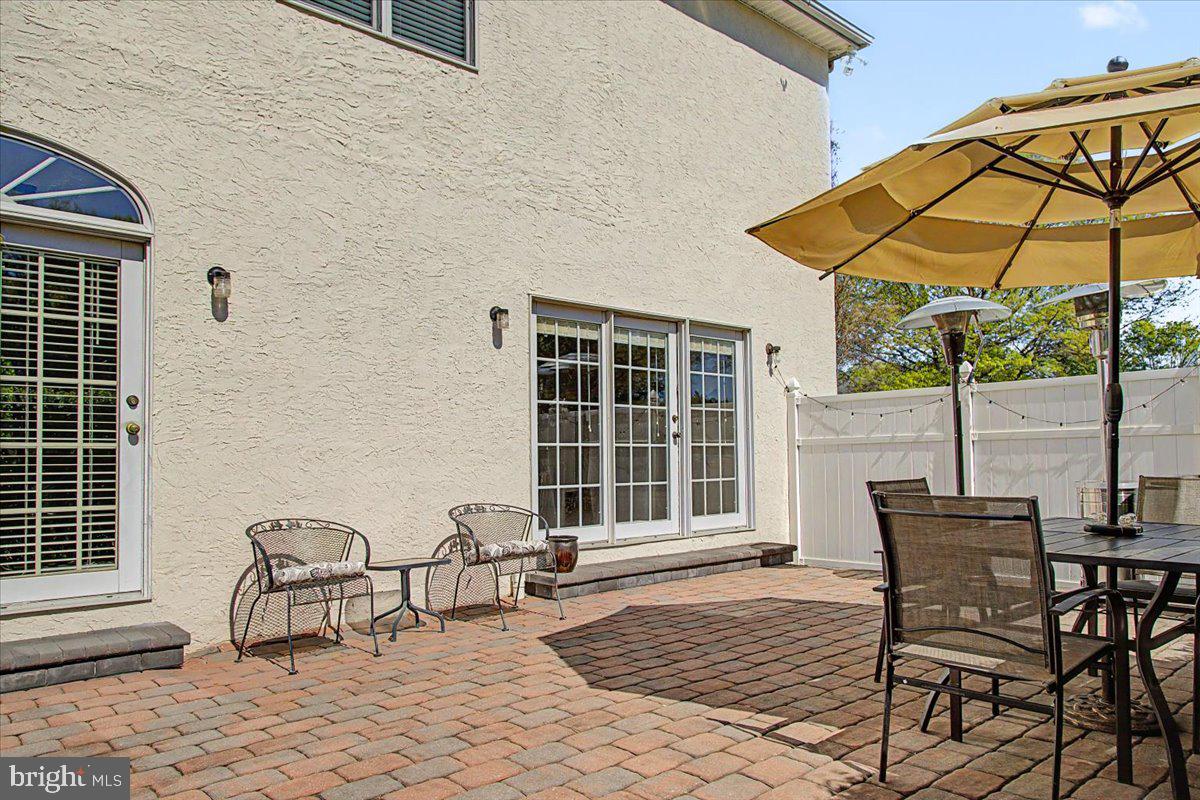 NORWALK - Residential