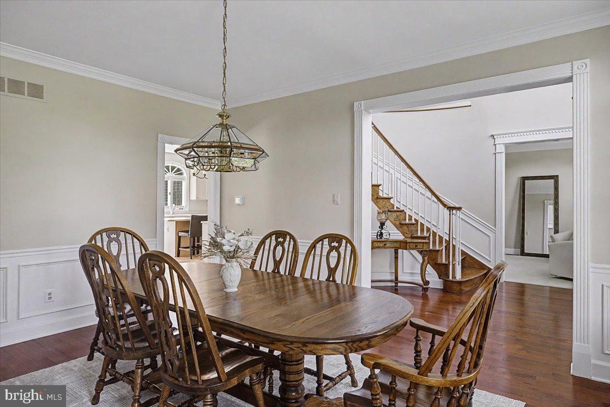 NORWALK - Residential