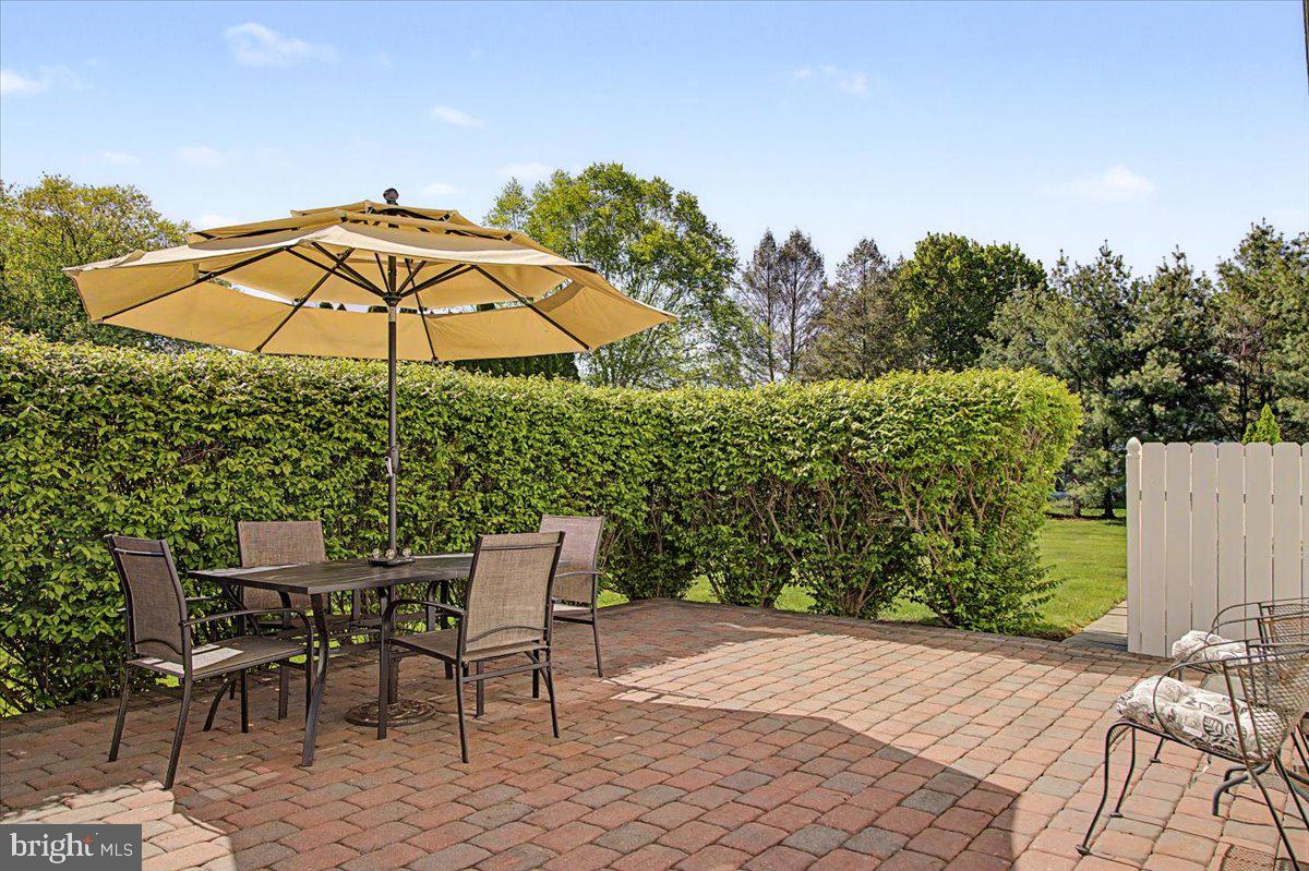 NORWALK - Residential