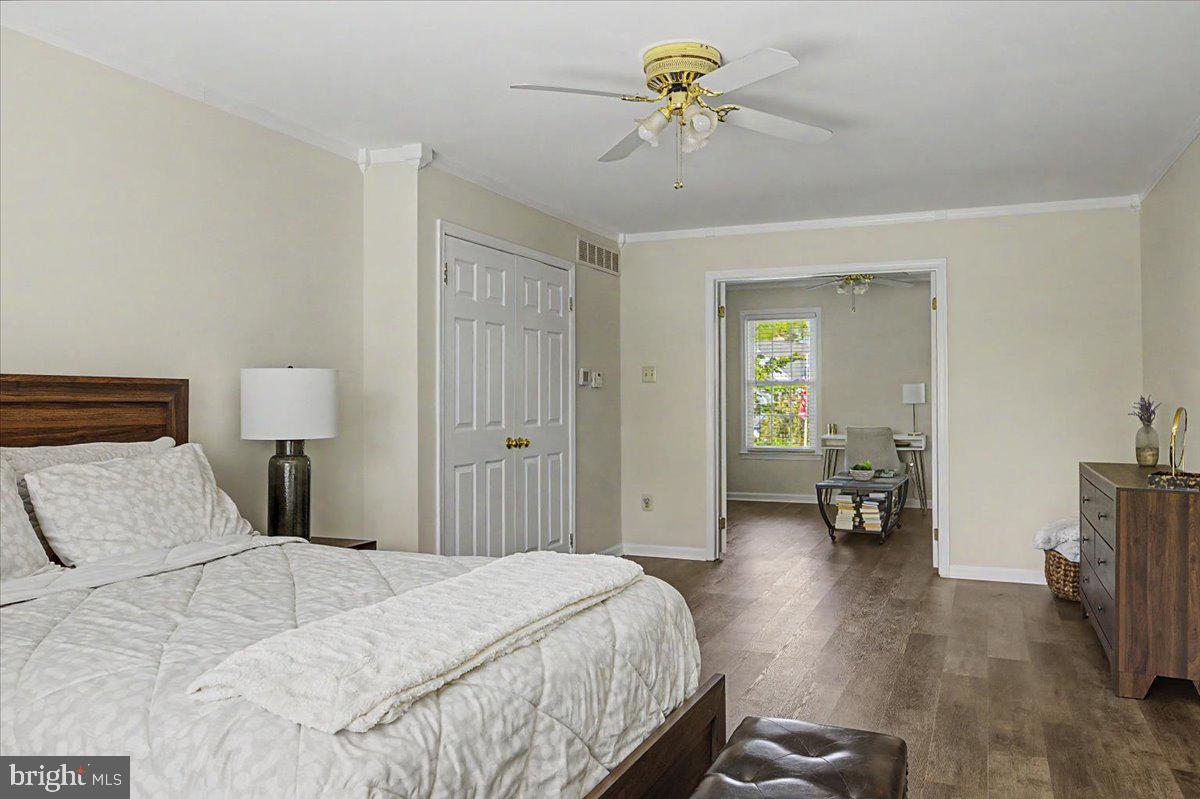 NORWALK - Residential