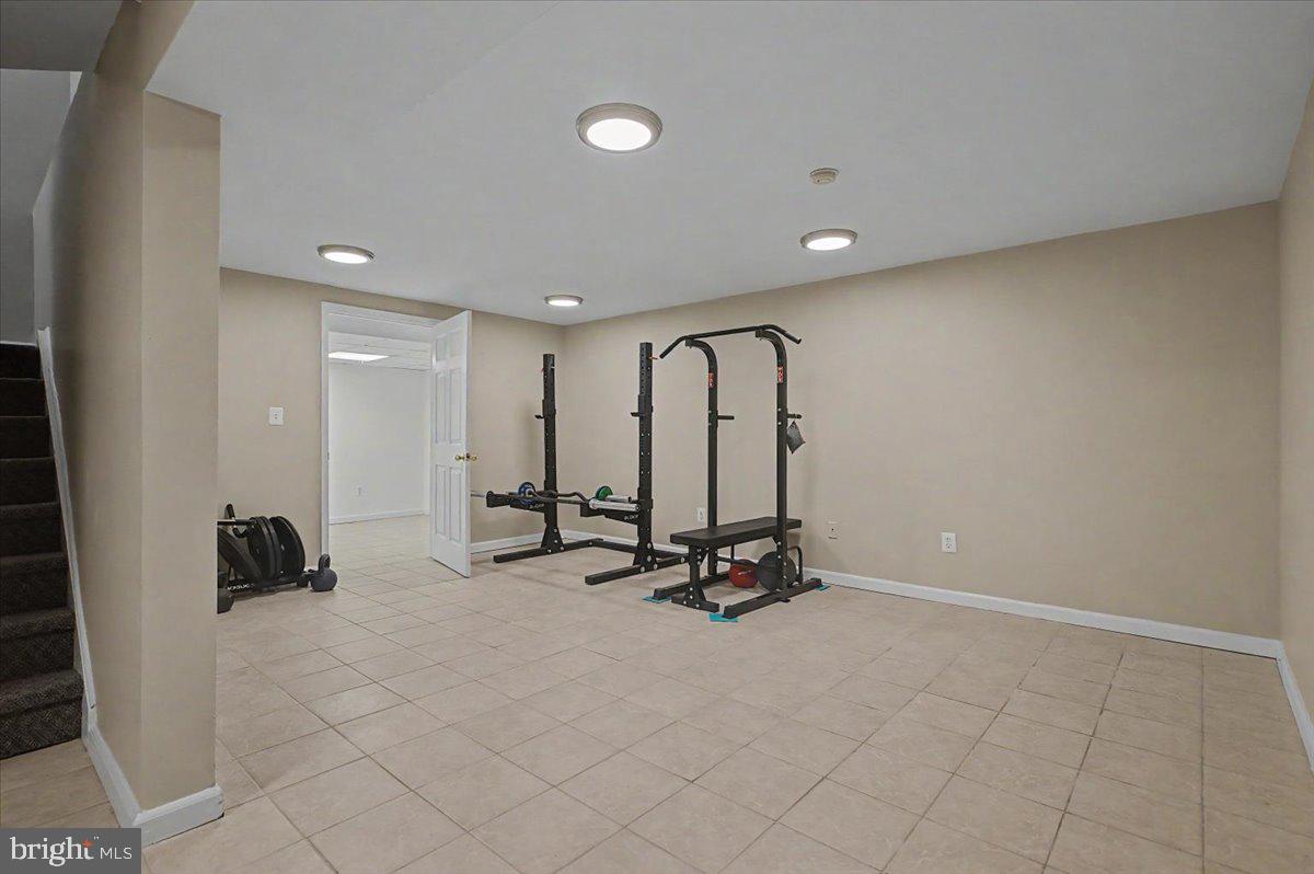 NORWALK - Residential