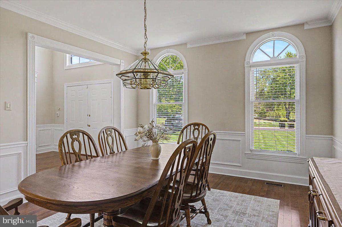 NORWALK - Residential