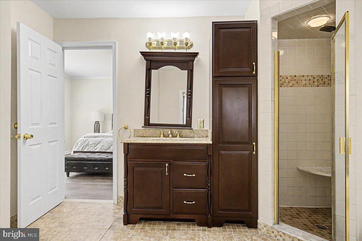 NORWALK - Residential