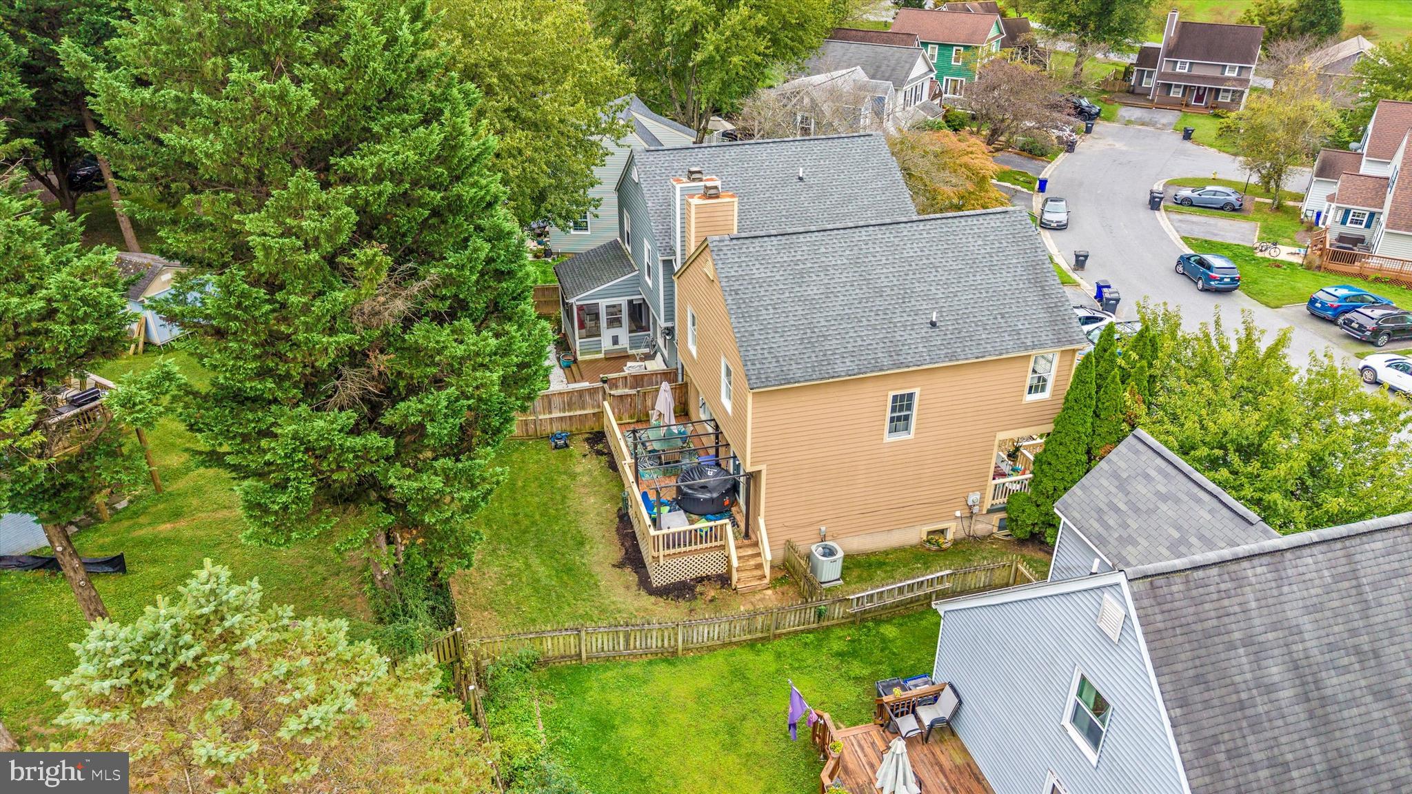 COURTS OF PINEHURST - Residential