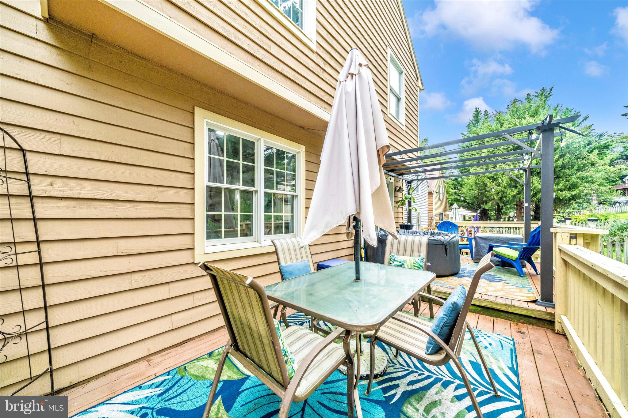 COURTS OF PINEHURST - Residential