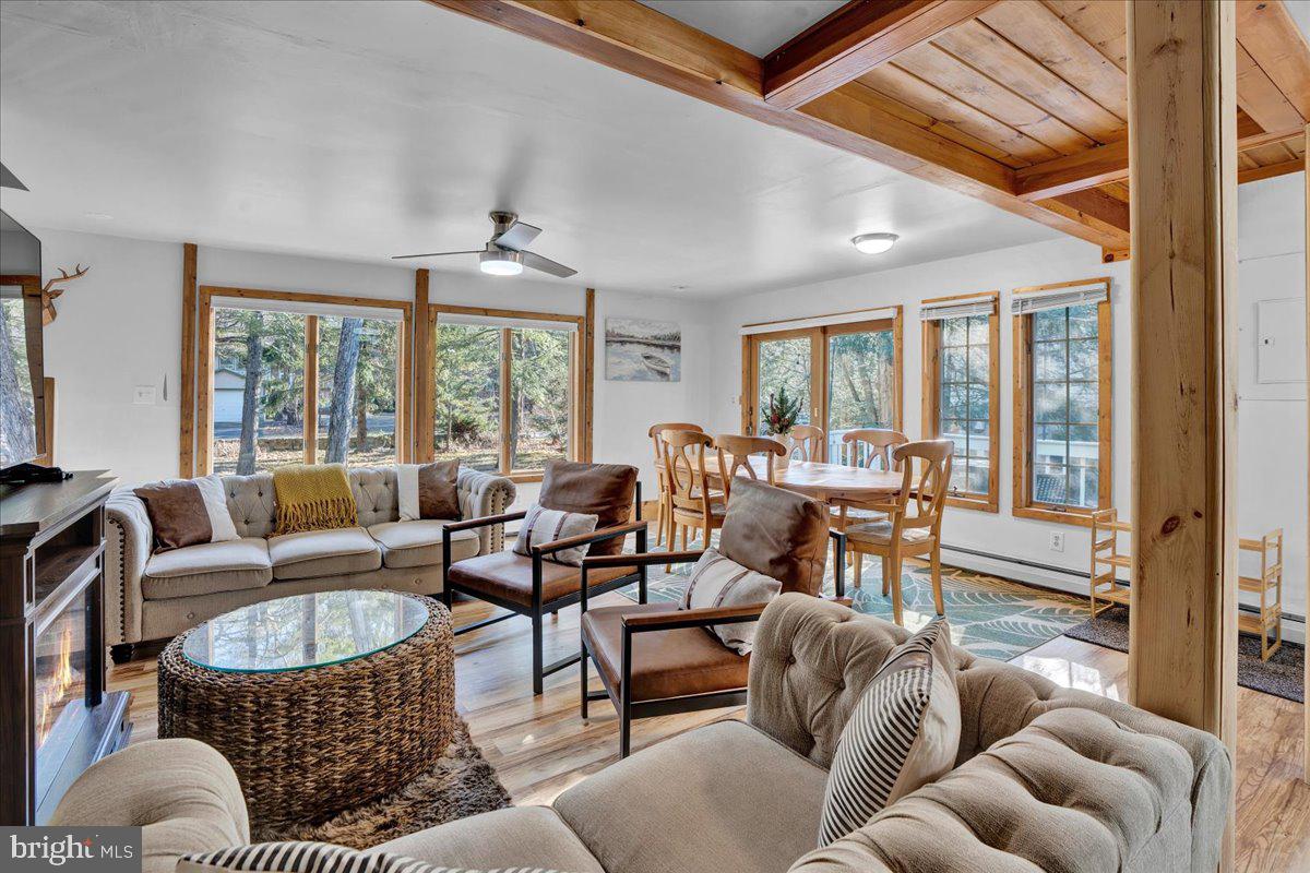 STILLWATER LAKES CIVIC ASSOC. - Residential