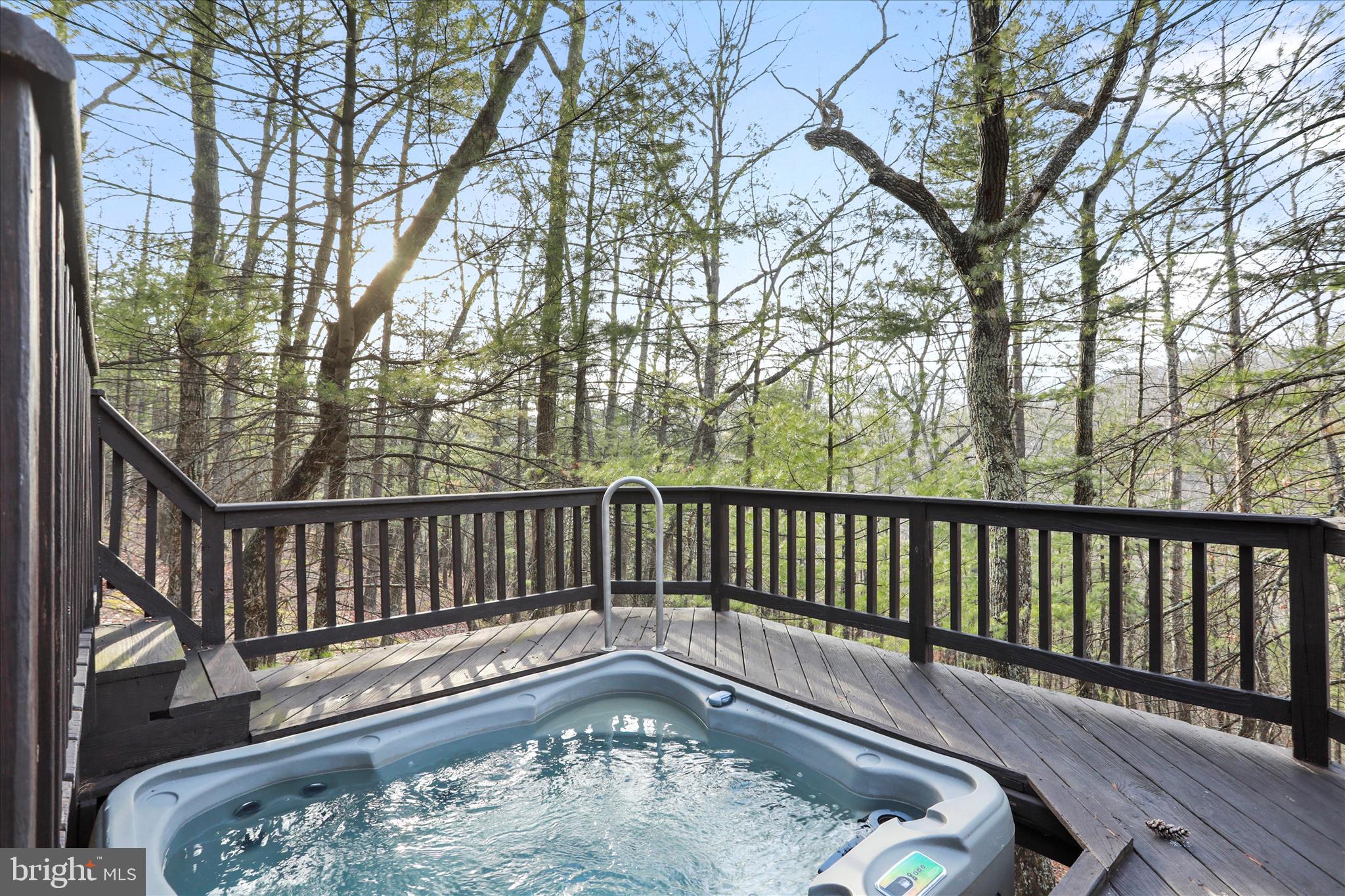 CEDAR RUN - Residential