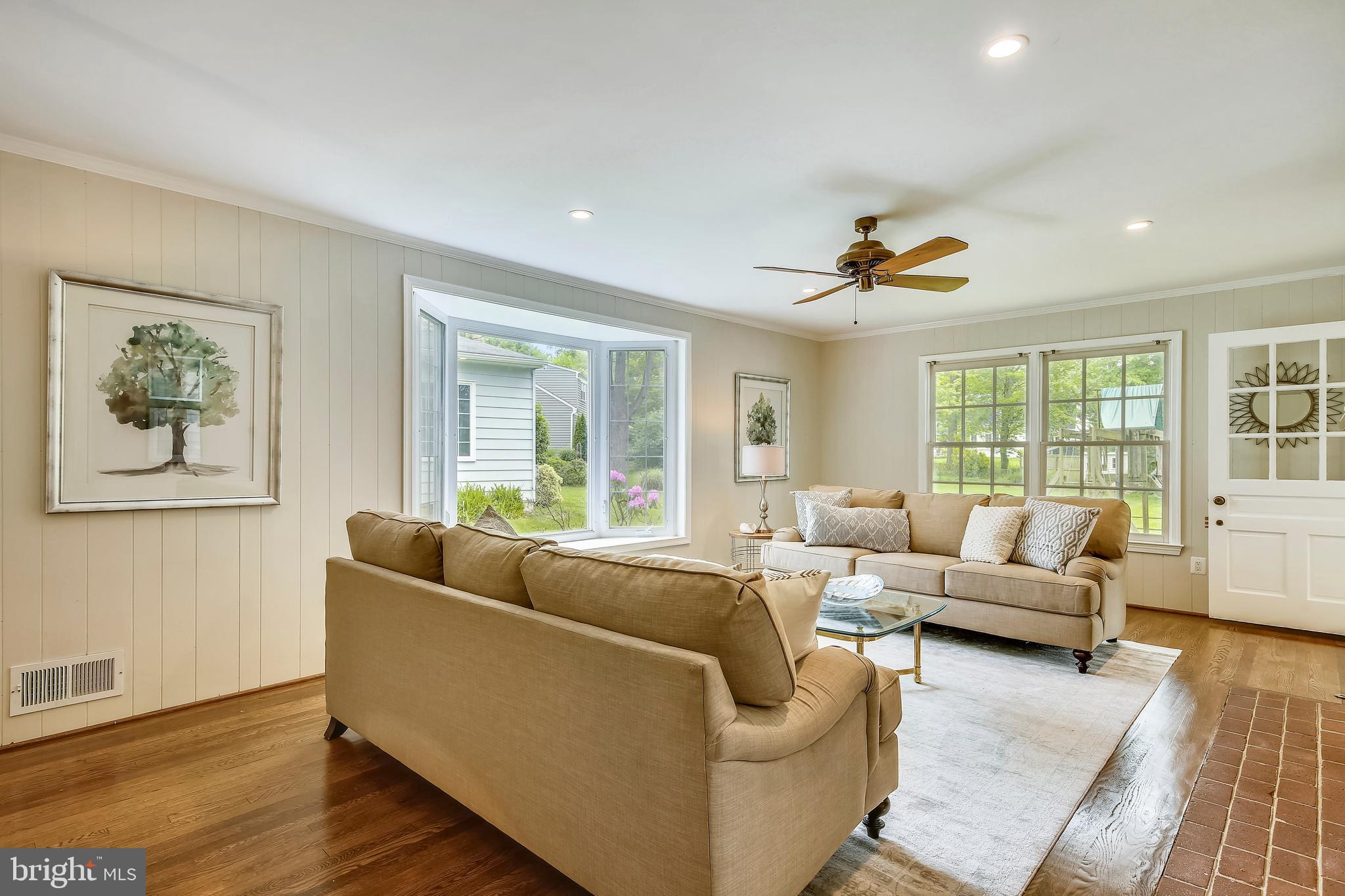 FORT HUNT MANOR - Residential