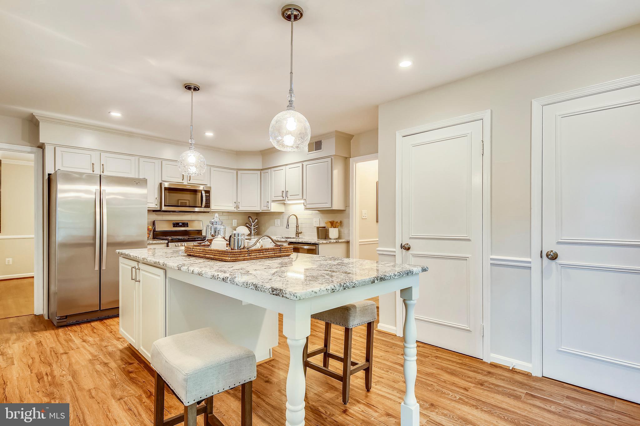 FORT HUNT MANOR - Residential