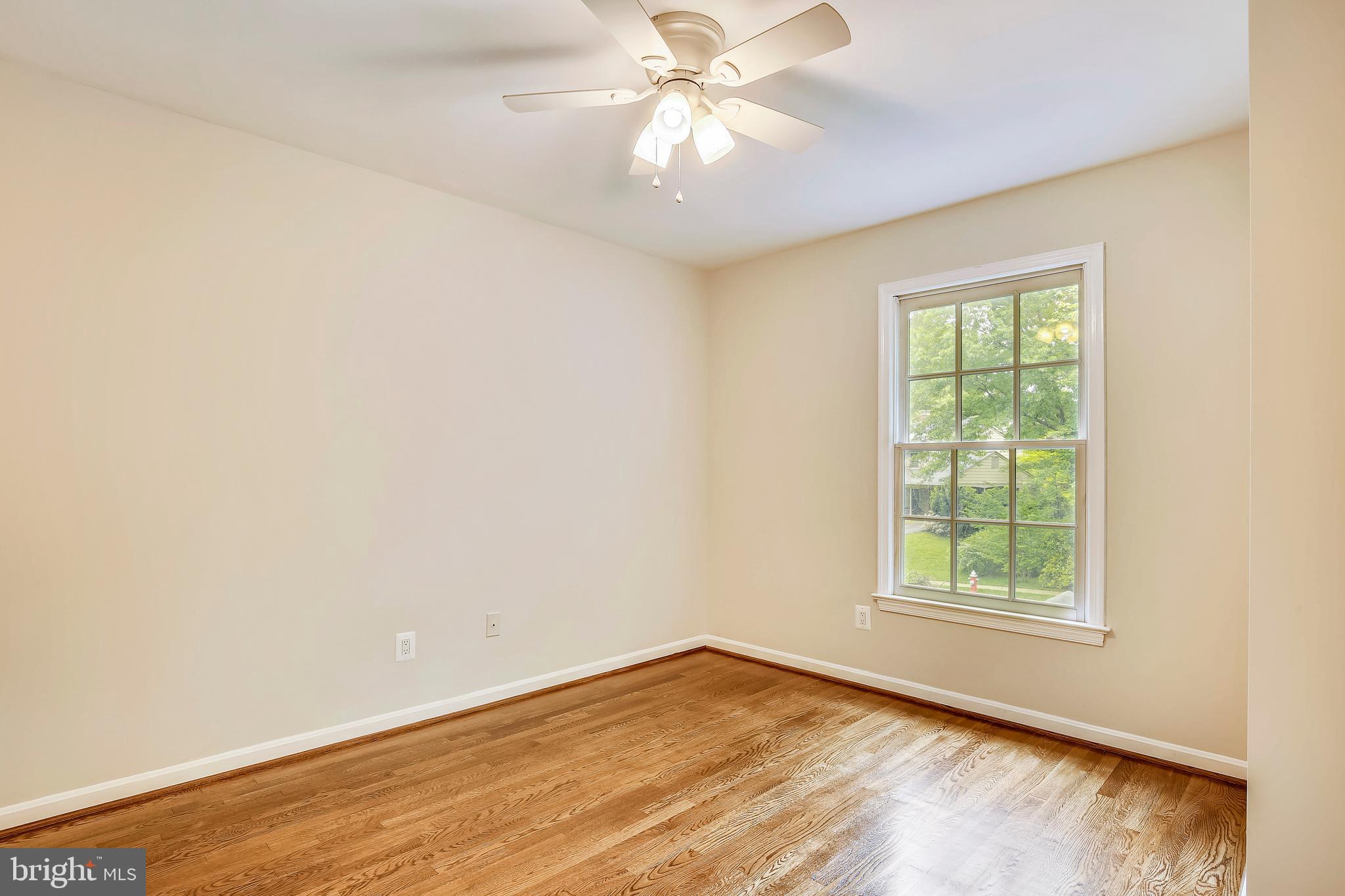 FORT HUNT MANOR - Residential