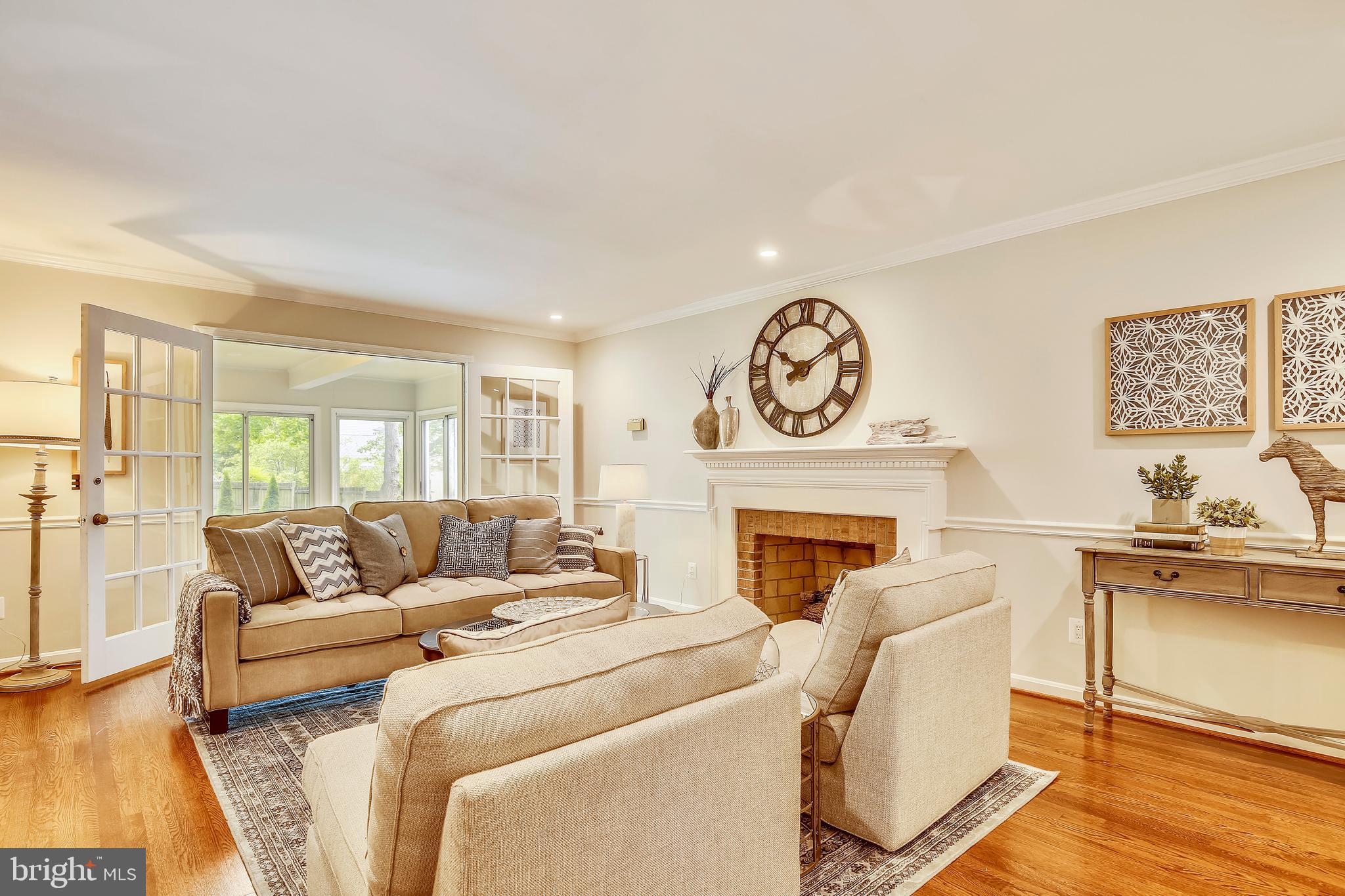 FORT HUNT MANOR - Residential