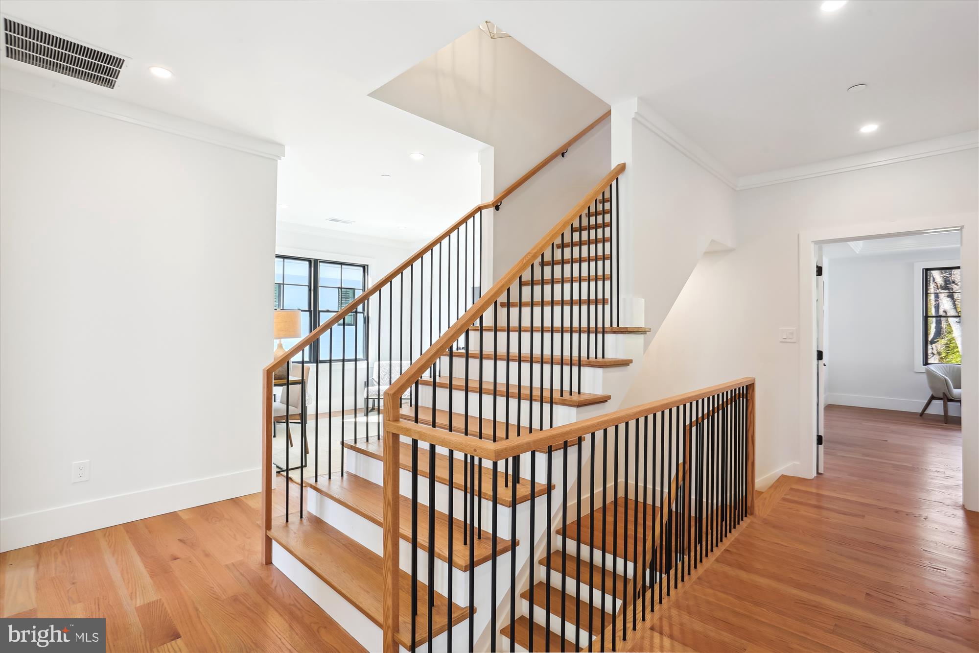 KENSINGTON ESTATES - Residential